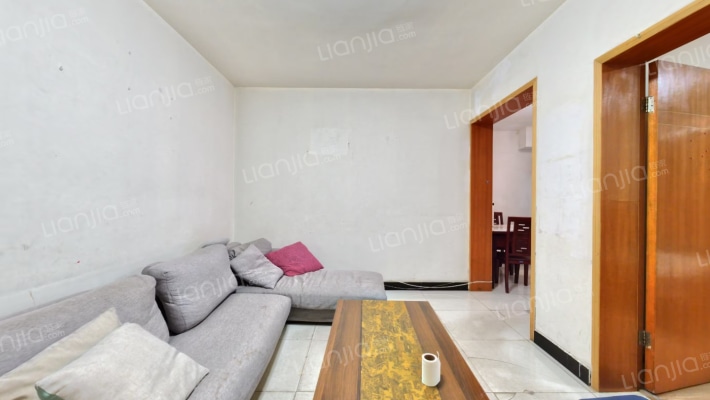 玉林南街10号二手房实景图