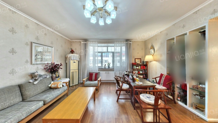 华信西区二手房实景图