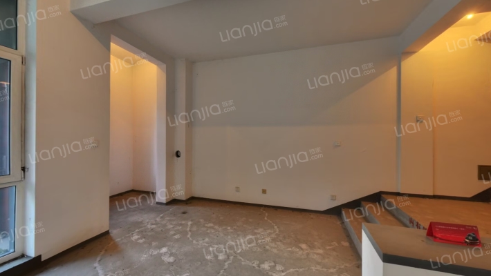 万科惠斯勒小镇二手房实景图