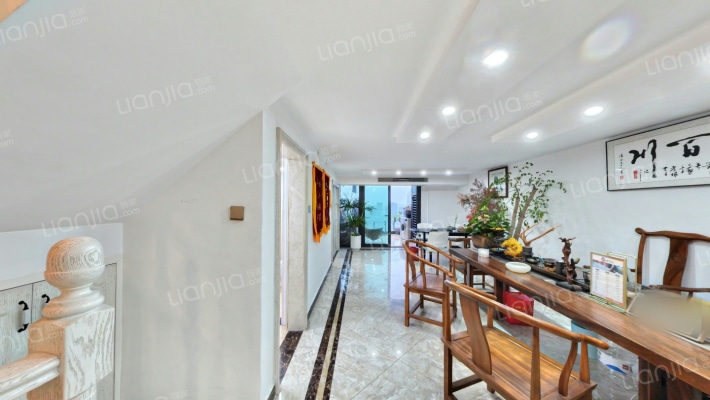 丽晶国际二手房实景图