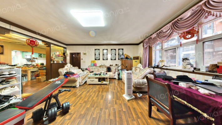 狮龙花苑二手房实景图