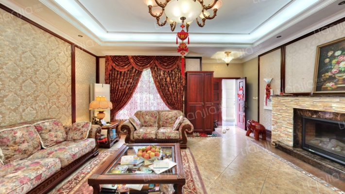 蓉都大道北一段84号二手房实景图