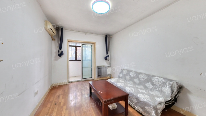 西铁南郊住宅小区二手房实景图