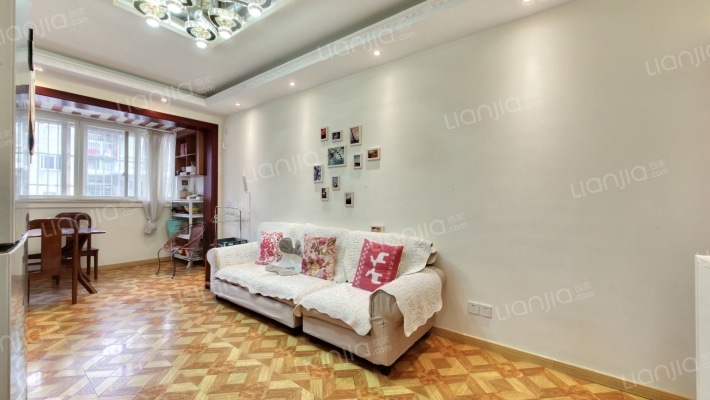 柳江新居一期B区二手房实景图