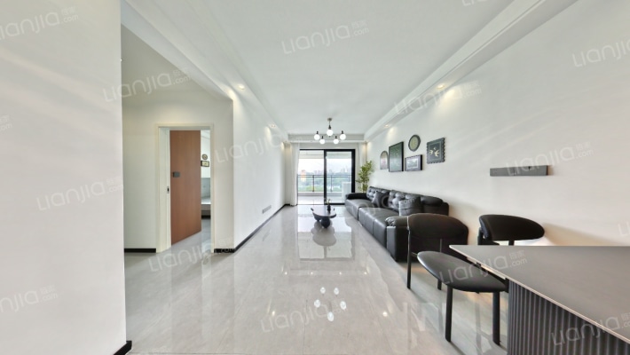 水岸公园二手房实景图