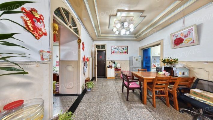 新民新村三区二手房实景图