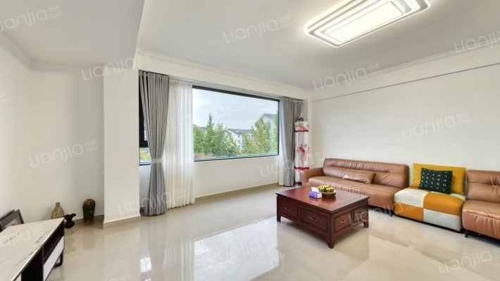 茶厂综合楼二手房实景图