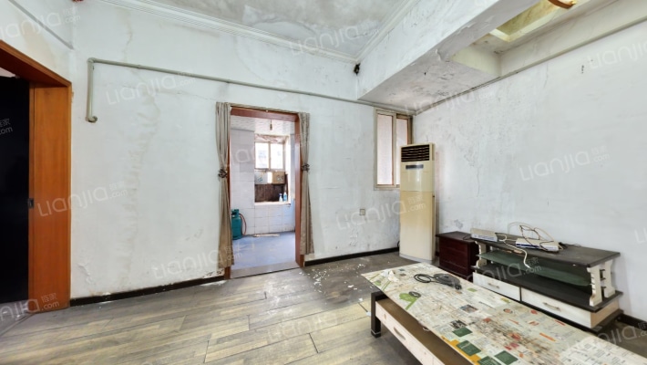 中胜大楼二手房实景图