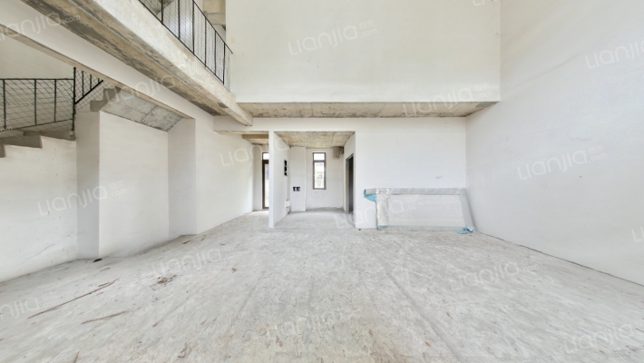 泷景花园别墅二手房实景图