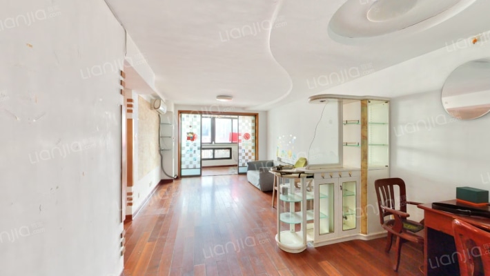 新贵都二期二手房实景图