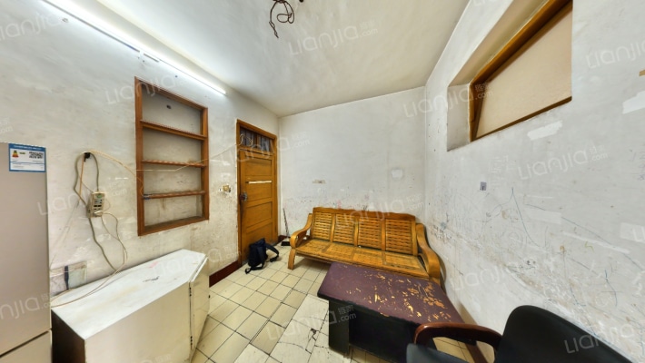 育新街二手房实景图