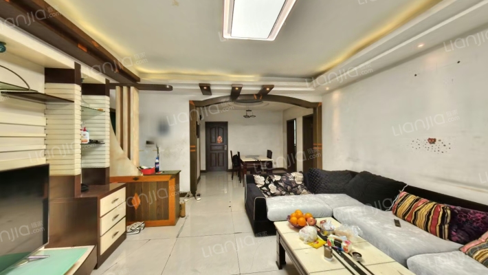 亲河名居A区二手房实景图