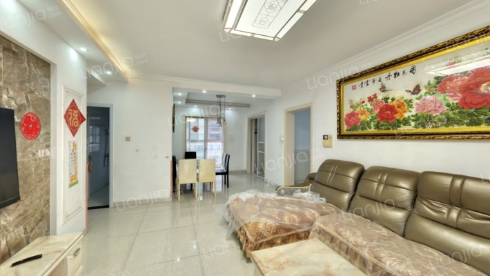 新蕾品阁居二手房实景图