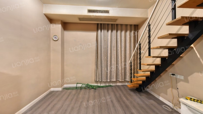 精锐soho二手房实景图