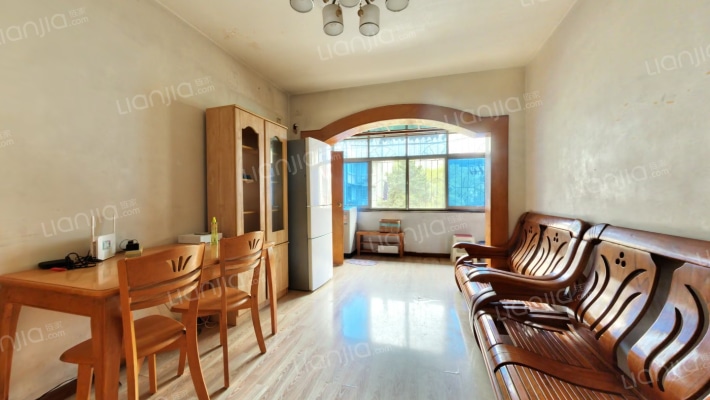 石人南路8号二手房实景图