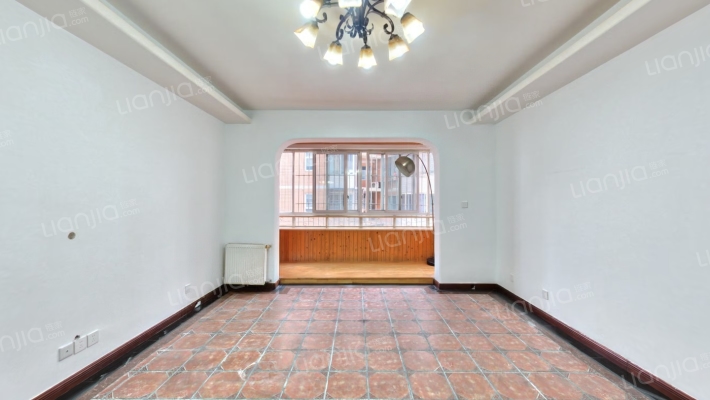 雅然居二手房实景图