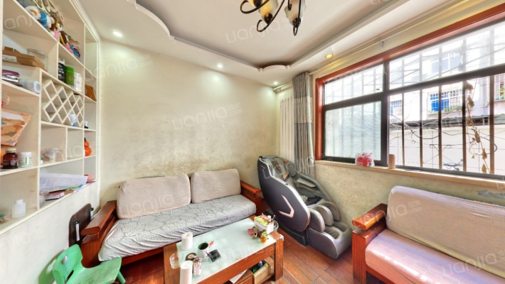 农业局家属院二手房实景图