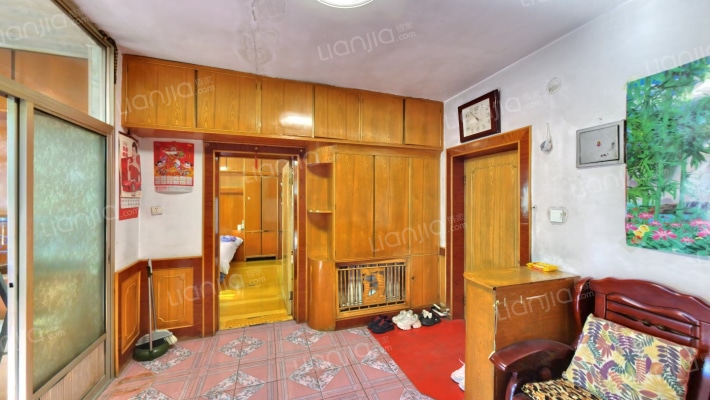 广场社区二手房实景图