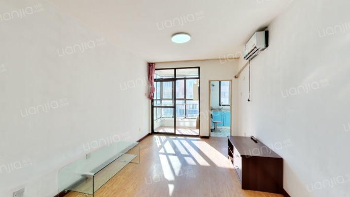 名佳花园四区二手房实景图