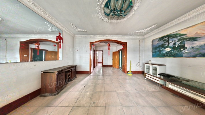 松潘家属院二手房实景图