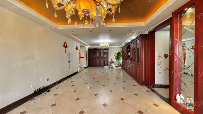 怡海花园恒泰园二手房实景图