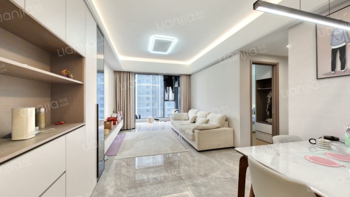 鑫相河畔雅苑二手房实景图