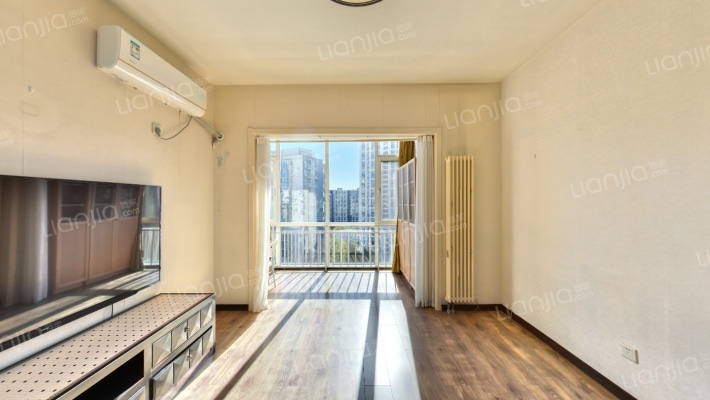 后现代城A区二手房实景图