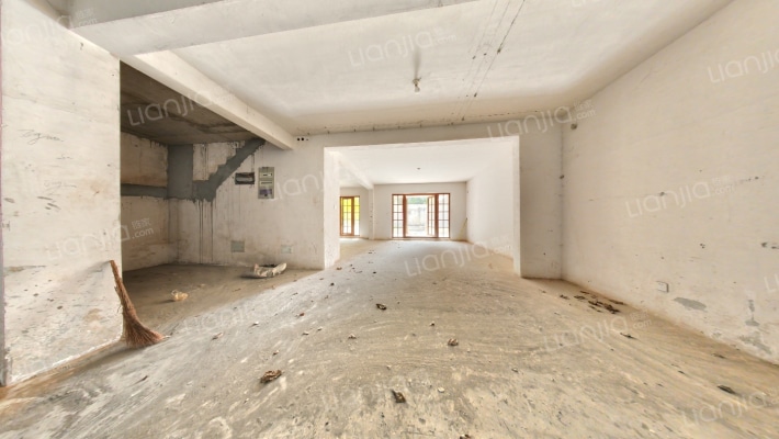 通宇林景象山墅院二手房实景图