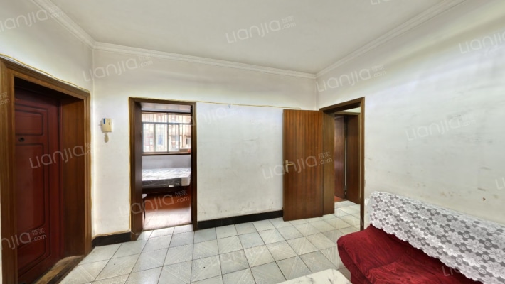 新兴小区二手房实景图