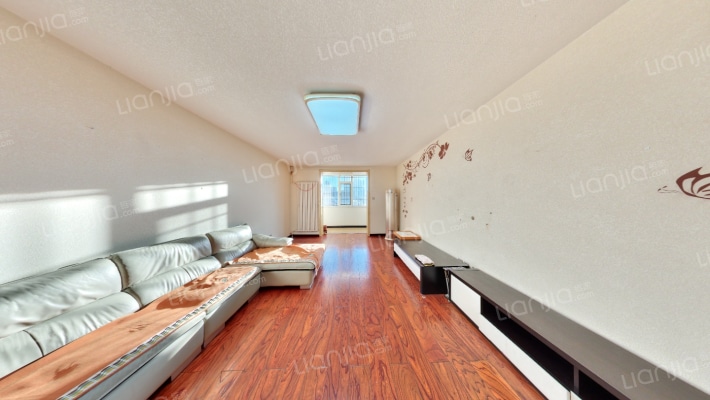 米兰公寓二手房实景图