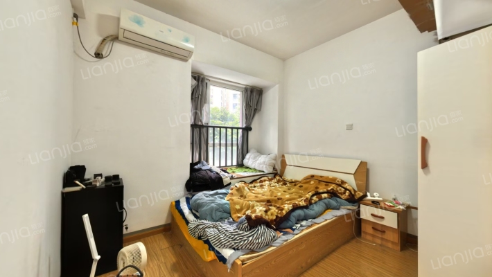 南华佳苑二手房实景图