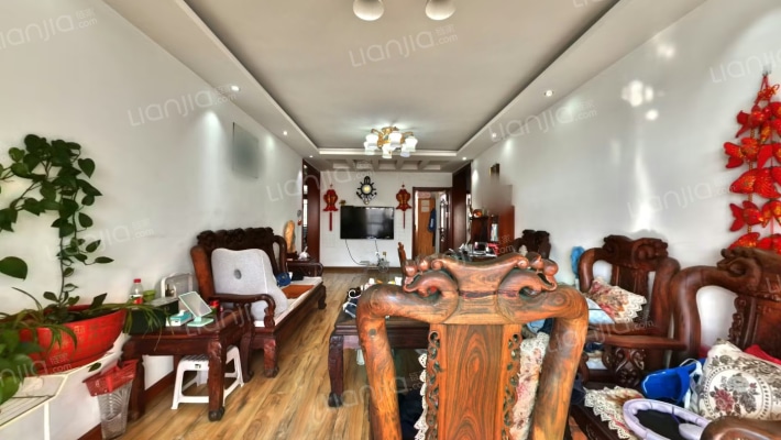 天龙花园C区二手房实景图