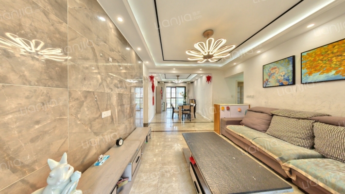 中岳七里香堤二手房实景图