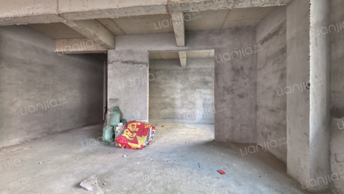 低围街二手房实景图