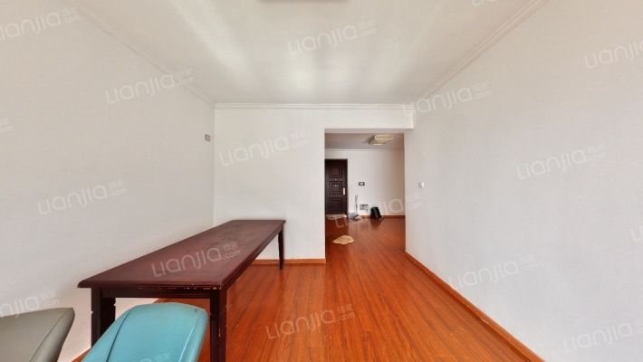 东方蓝海二手房实景图