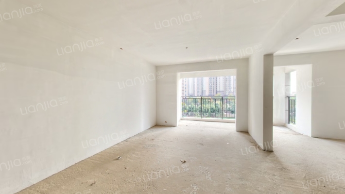 万润广场二手房实景图