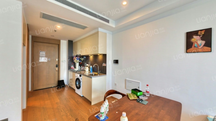 中欧校友总部大厦红枫寓二手房实景图