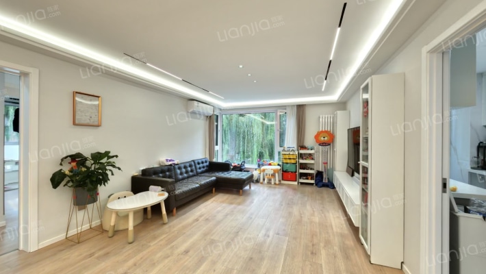 北京新天地五期二手房实景图