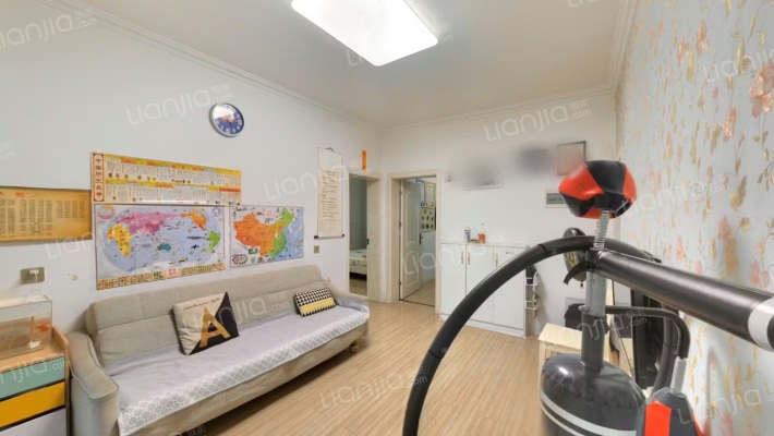 爵版街2号二手房实景图