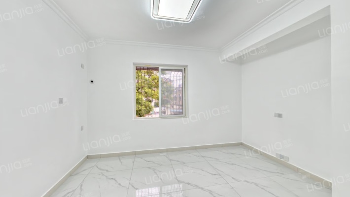 东泰路二手房实景图