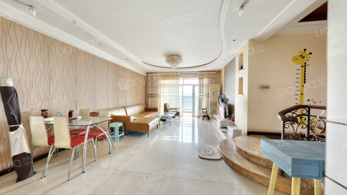 东方雅园二手房实景图