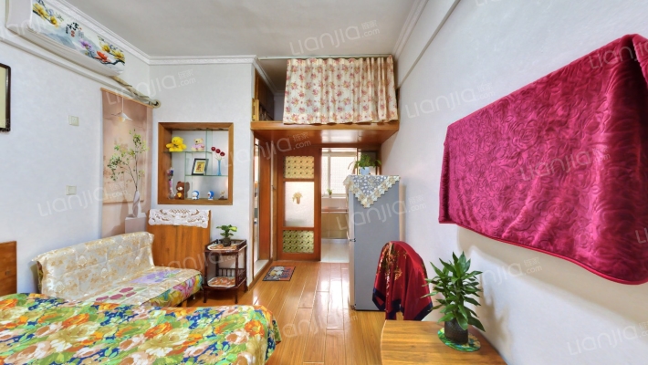 竹山路268号二手房实景图