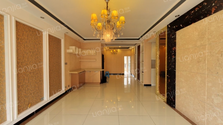 金山商业街46号二手房实景图