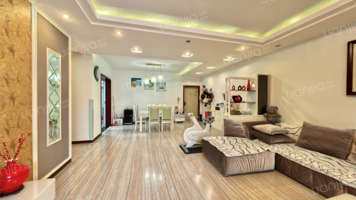 阿坝州工商局都江堰干休所二手房实景图