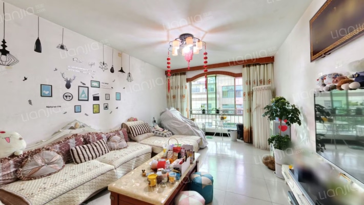 瑞新街152号二手房实景图