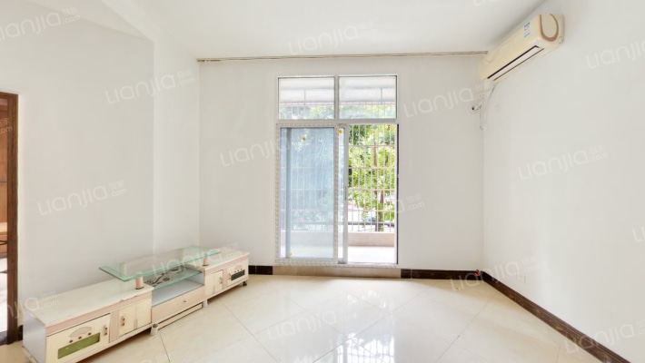 白鹤庭院二手房实景图