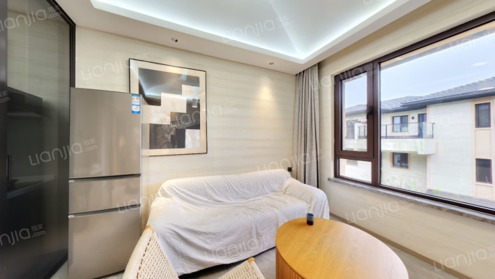 盛唐岚山二手房实景图