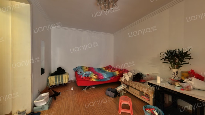 文明路18号二手房实景图