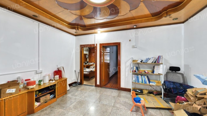 警官公寓（西洪路）二手房实景图