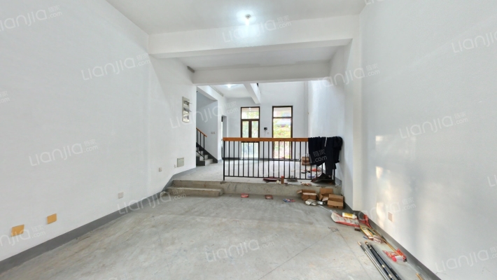 郦湖美墅二手房实景图